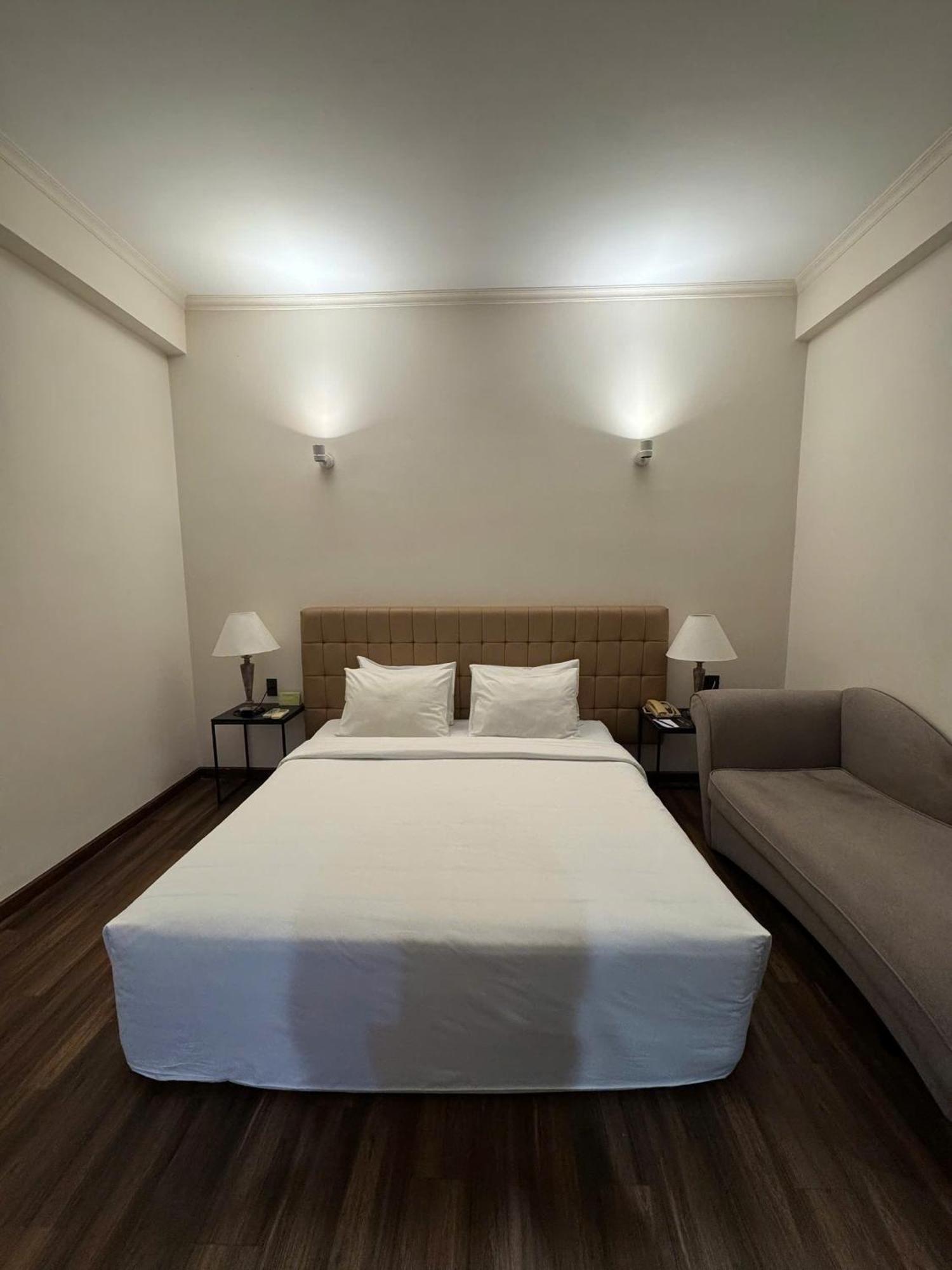 Liberty 2 Hotel Ho Chi Minh Zewnętrze zdjęcie